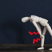 【症例紹介】長年悩んだ膝の痛みが改善した70代女性のケース