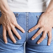 【お尻が痛いのは腰のせい？】