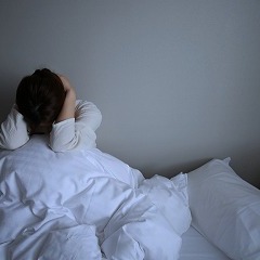 【症例紹介】不眠に悩む40代女性が整体で改善した実体験