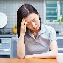 「深呼吸してください」と言われて、息が苦しかったあなたへ  ―― なぜ肩こりの人ほど、呼吸が浅いのか？